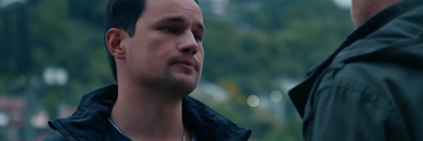 Кадр из 1 серии 1 сезона