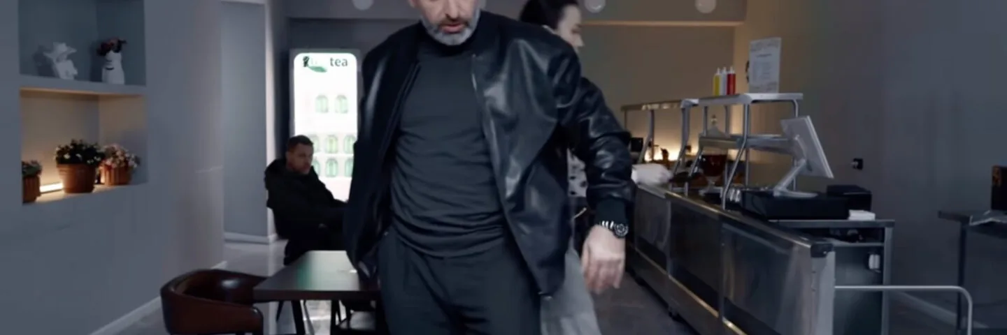 Кадр из 10 серии 1 сезона