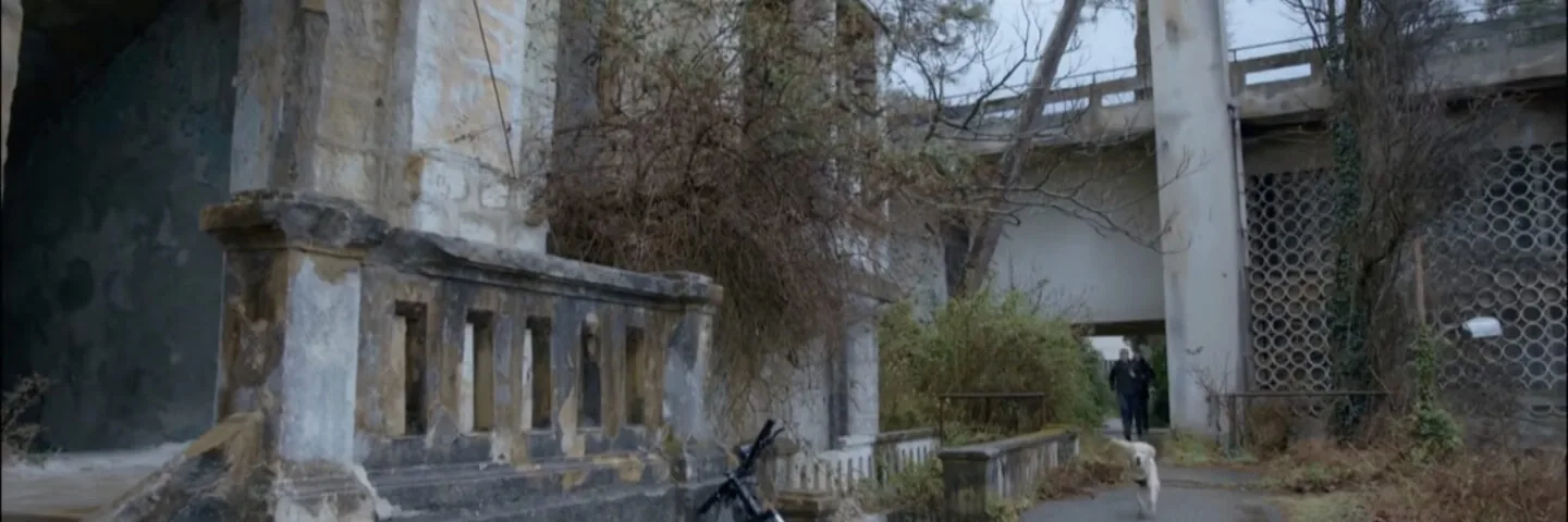 Кадр из 12 серии 1 сезона