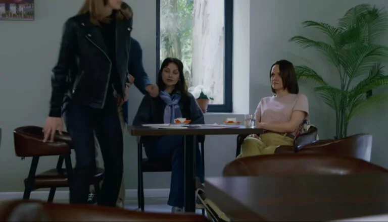 Момент из 25 серии 1 сезона