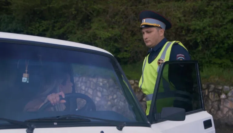 Момент из 30 серии 1 сезона